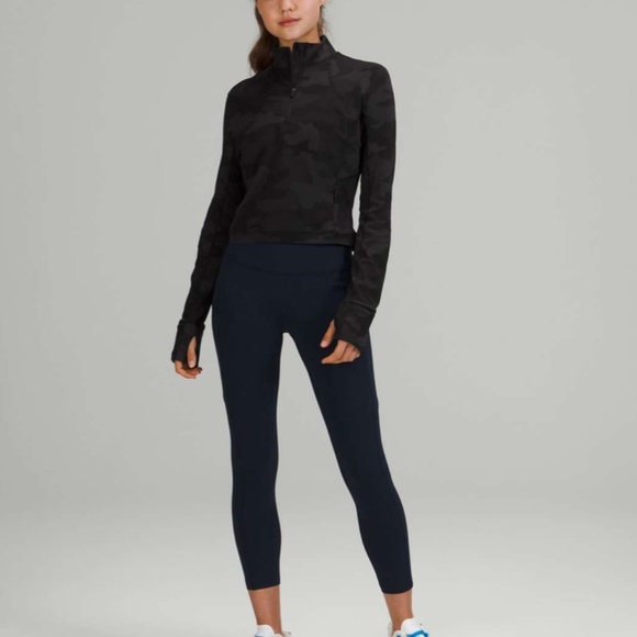 Its Rulu Run Cropped Half-Zip Heritage 365 Camo Deep Coal Multi - Picture 4 of 11